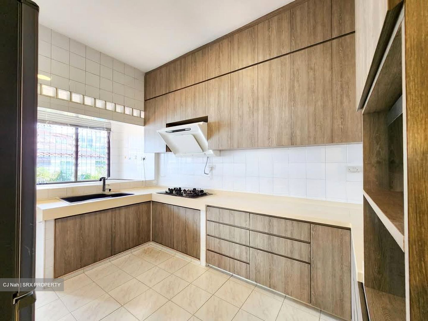 Grove Drive (D10), Semi-Detached #592826981